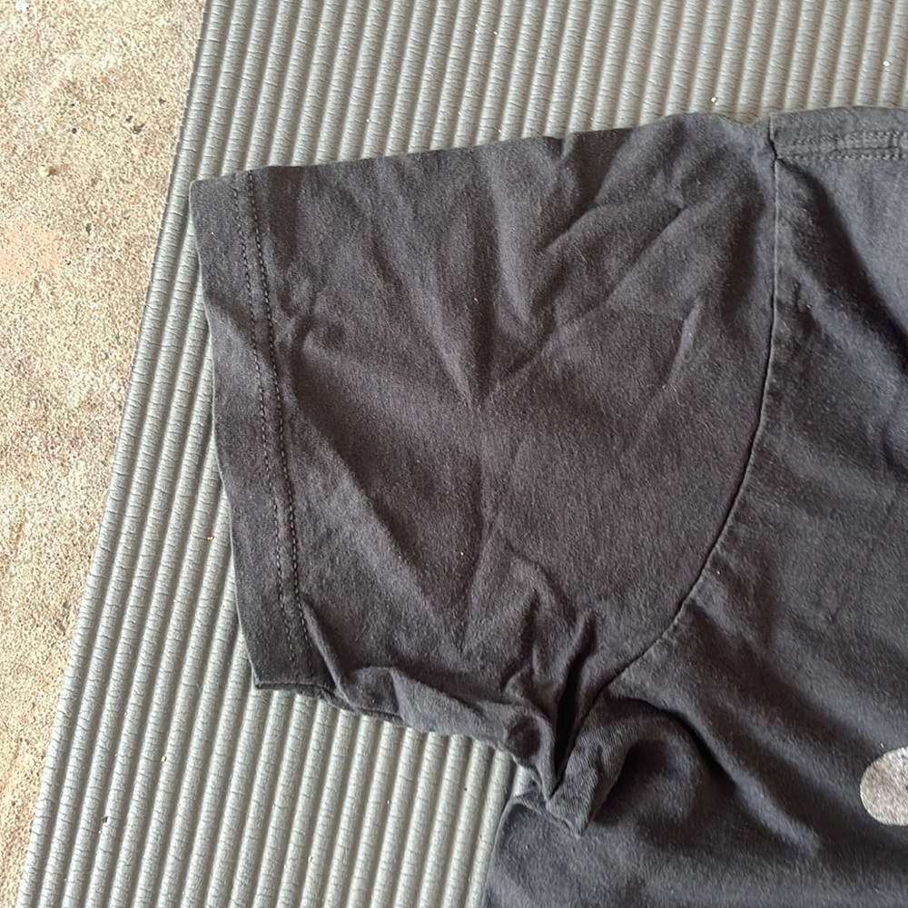 T shirt - Picture 3 of 4